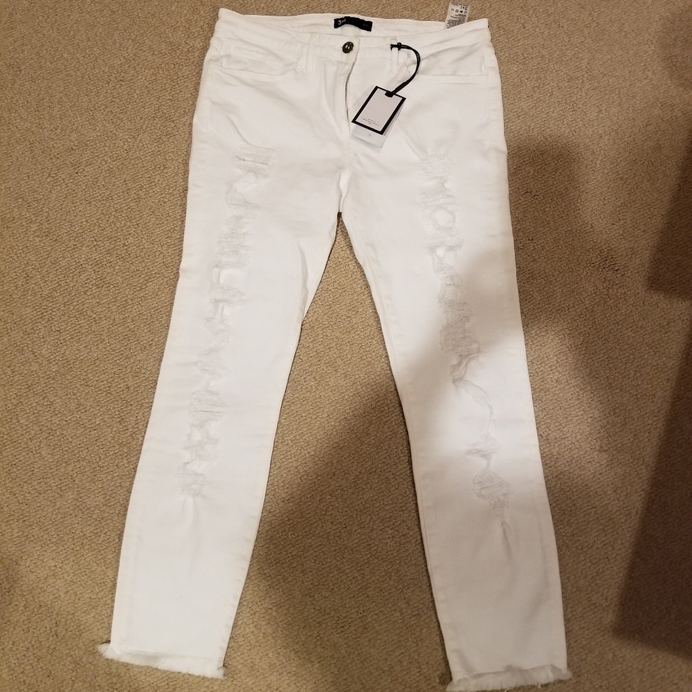 3 x 1 white crop jean size 31, NWT